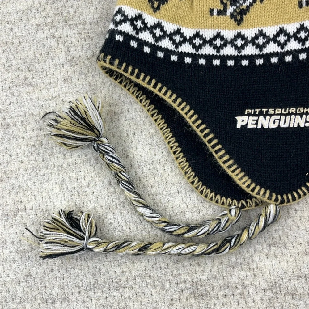 Pittsburgh Penguins Beanie Hat Cap Beanie Toboggan Ear Flaps Pom Pom Ear‎ Flaps